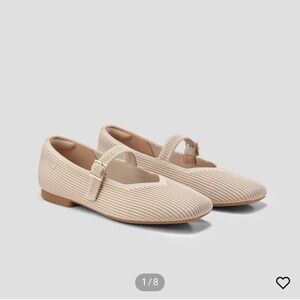 Square-Toe Mary-Jane (Vivaia Margot)